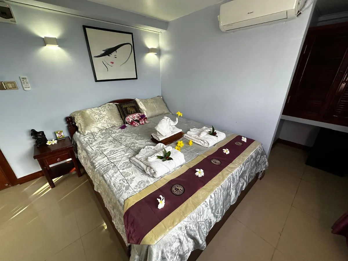 Hawaii Lounge Hotel Sihanoukville