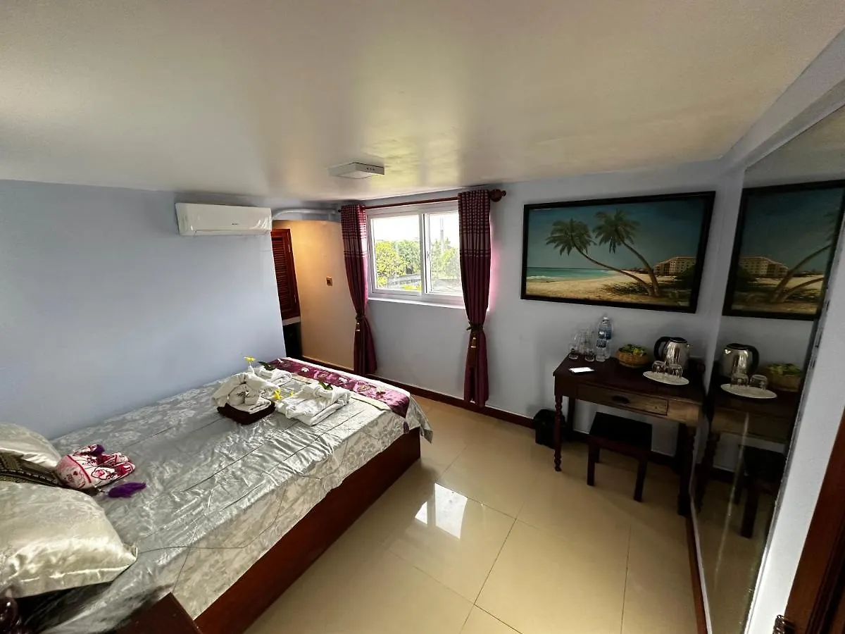 Hawaii Lounge Hotel Sihanoukville