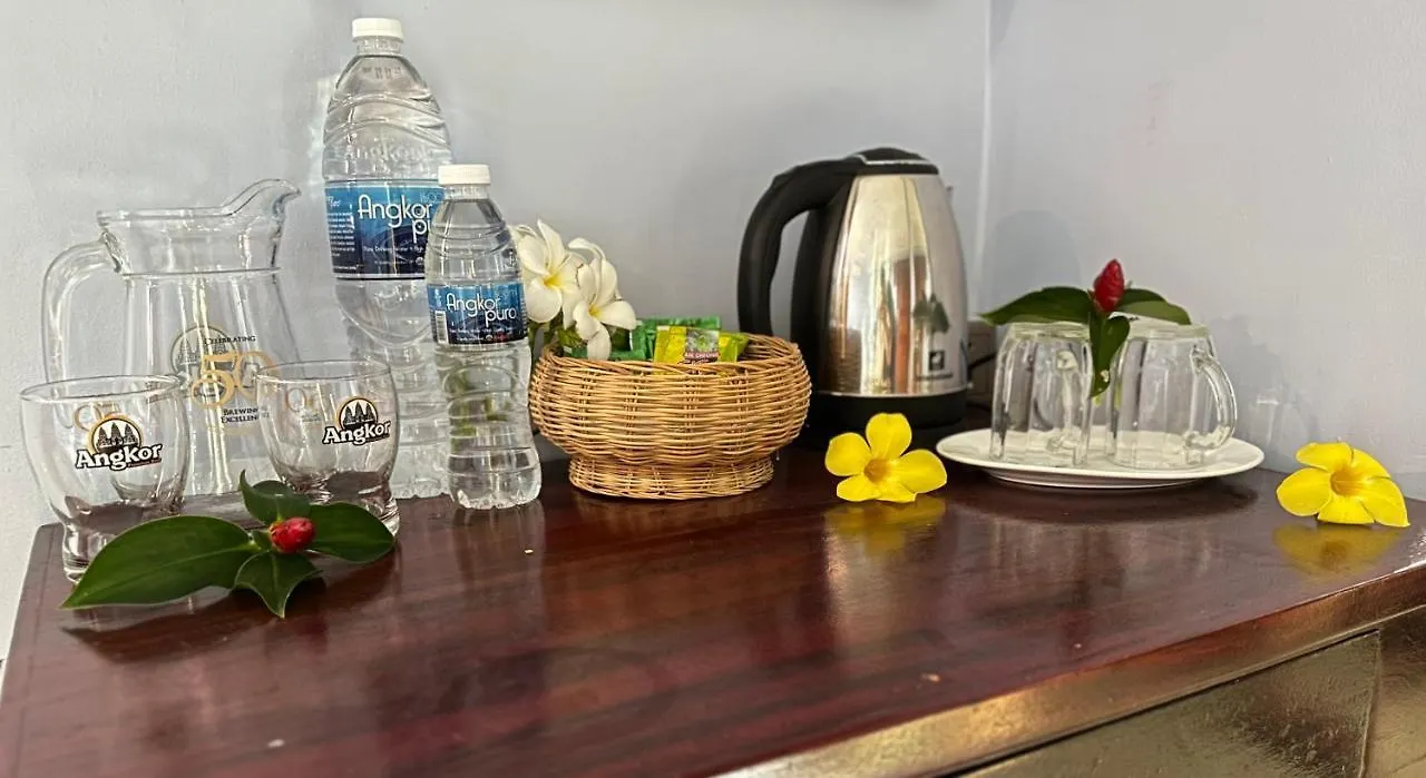 Hawaii Lounge Hotel Sihanoukville