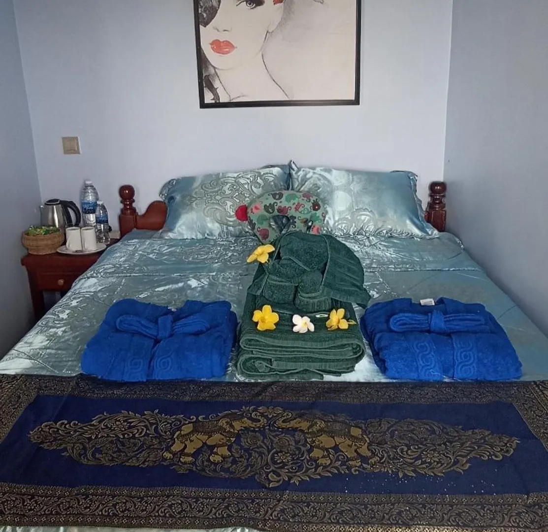 Hawaii Lounge Hotel Sihanoukville