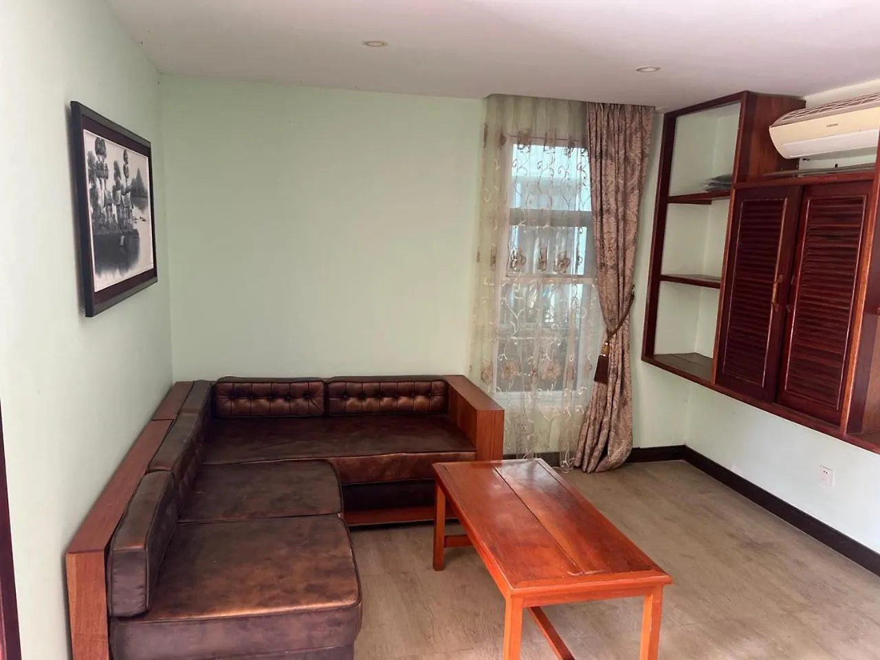 Hawaii Lounge Hotel Sihanoukville 3*,